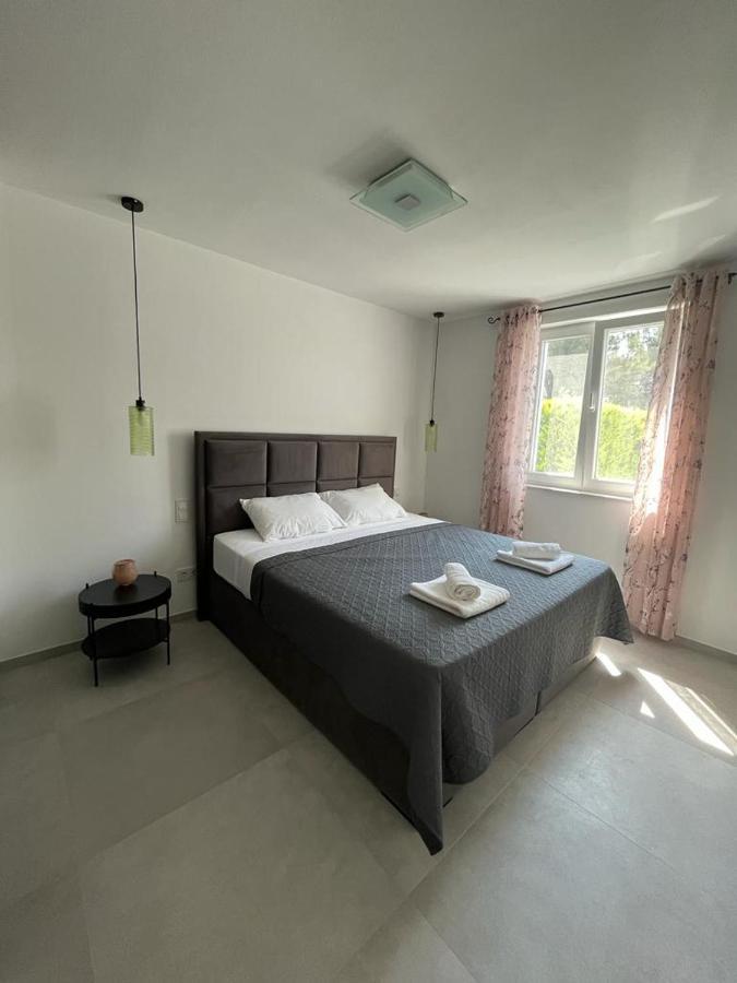 Апартаменты Haus Dalmatia With Heated Pool Бибинье Экстерьер фото