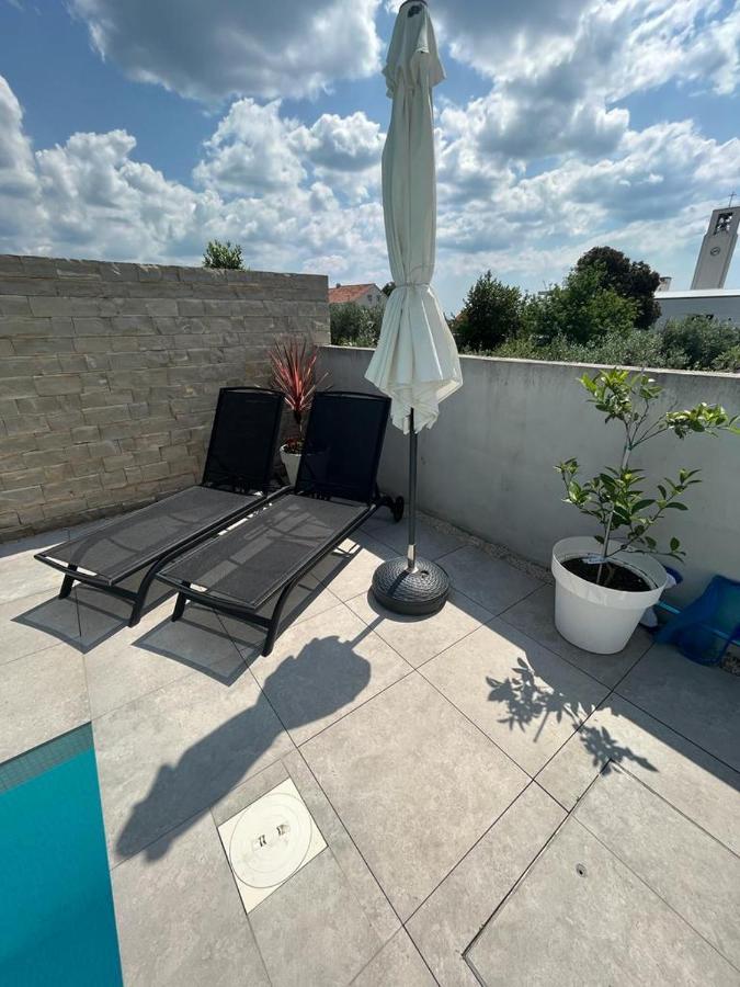 Апартаменты Haus Dalmatia With Heated Pool Бибинье Экстерьер фото